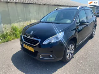 Peugeot 2008 1.2 VTi Active Pack Premium