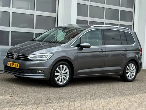 VOLKSWAGEN TOURAN 1.8 TSI 180PK Highline 7-Pers Aut. Navi Camera Pano Trekhaak