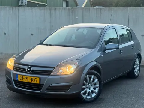 Opel Astra 1.6 Enjoy