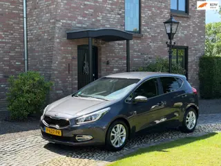 Kia Cee'd 1.6 GDI Super Pack Premium Leder Navi Camera