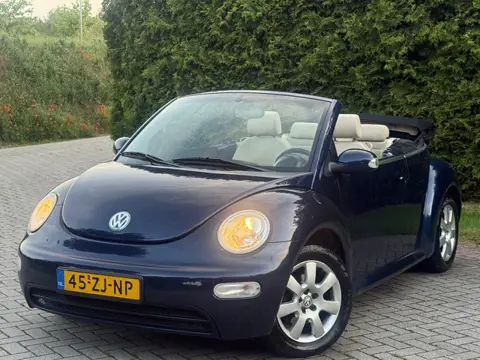 Volkswagen New Beetle Cabriolet 2.0