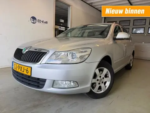 SKODA OCTAVIA 1.2 TSI Ambition Bns Line LEER CLIMA NAVI PSC LMV NAP APK 