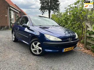 Peugeot 206 1.4 XT |APK| ZUINIG|VERTROUWD|3DRS