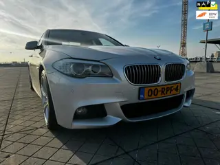 BMW 5-serie 528i High Executive 260PK 3.0 AUT Schuifdak NAP