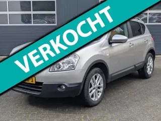 Nissan Qashqai 2.0 Connect Edition Panoramadak |Trekhaak| 4 seizoenenbanden