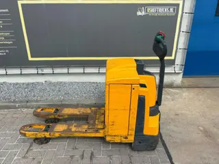 VS-22916 Elektrische palletwagen Jungheinrich EJE20