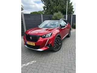 Peugeot 2008 1.2 PureTech 130PK GT Pack eat8 Panorama elektrisch schuifkanteldak, luxe Alcanrara bek