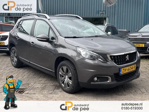 Peugeot 2008 1.2 PureTech Blue Lion GARANTIE/AUTOMAAT/PANORAMADAK/CARPLAY/CLIMA/PDC/LICHTMETAAL rijk