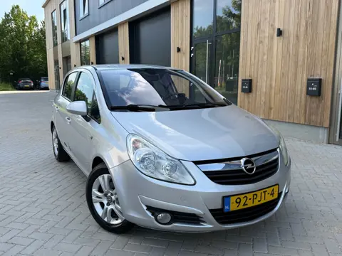 Opel Corsa 1.3 CDTi EcoFlex S/S Cosmo (bj 2011) 5-DEURS|CLIMA|LMV|NIEUW APK!