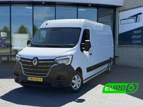 Renault Master T35 2.3 dCi 135 L3H2*NAVI*CRUISE*CAM*A/C*TEL*3PERS