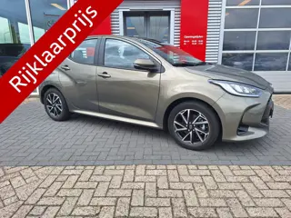 Toyota Yaris 1.5 Hybrid Dynamic (bj 2023, automaat)