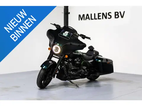 Harley Davidson 114 FLHXS Street Glide Special 5HD/BTW/JHUITLATEN/SMARAGDGROEN/2EIGENAREN/
