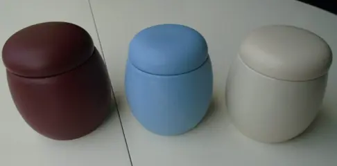 VOORRAAD POTJES KEUZE UIT 3 KLEUREN NIEUW