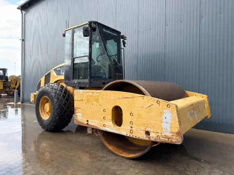 Cat CS74 (bj 2010)