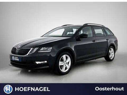Skoda Octavia Combi 1.5 TSI Greentech Ambition | Stoelverwarming | Navigatie | Parkeersensoren | Air