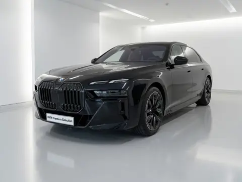 BMW i7 eDrive50 106 kWh | 2026 | M-Sport Pro | Sky Lounge | BMW Individual Interieur | Connoisseur P