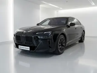 BMW i7 eDrive50 106 kWh | 2026 | M-Sport Pro | Sky Lounge | BMW Individual Interieur | Connoisseur P