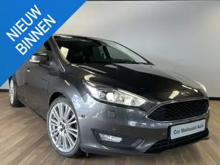 Ford Focus 1.5 Titanium Edition AUTOMAAT/ PARKEERHULP/CRUISE CONTROL