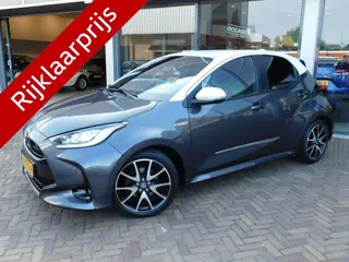 Toyota Yaris 1.5 Hybrid Executive Bi-Tone | Trekhaak