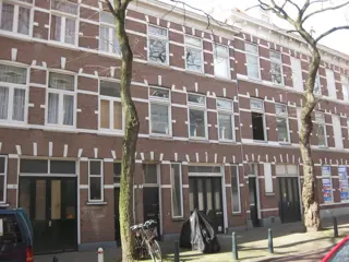 Woning aan de Zusterstraat te Den Haag