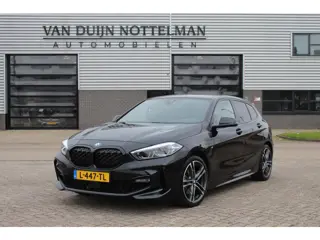BMW 1-serie 118i Business Edition M Sport / Carplay / LED / N.A.P.