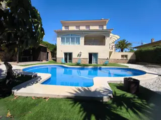 Vrijstaande parel in Benidorm, nu te koop bij Openhouse!