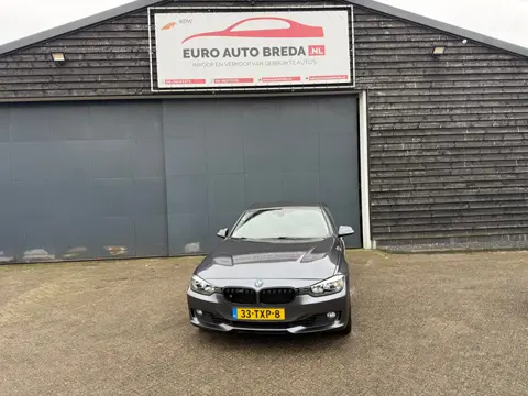 BMW 3-serie 320i High Executive