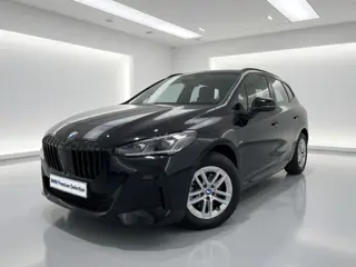BMW 2 Serie Active Tourer 220i M-Sport | Trekhaak | Massage | Harman Kardon | Driving Assistant Plus