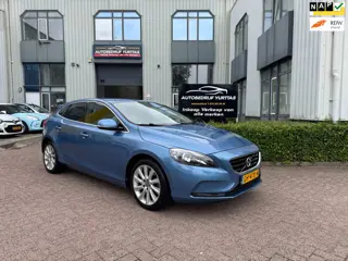 Volvo V40 1.6 T4 Momentum AUTOMAAT!!