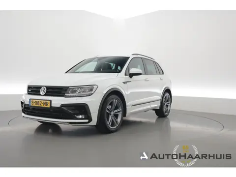 Volkswagen Tiguan 1.5 TSI ACT R-Line | Rijklaar! | 2x R-Line | Trekhaak | Dig. Cockpit | Adapt. Crui