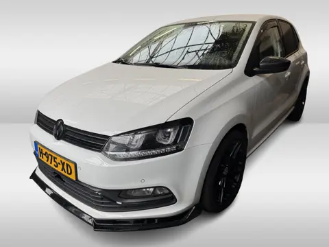 Volkswagen Polo 1.4 TDI Business Edition / Trekhaak / CarPlay / Parkeerhulp V+A / 15'' / Cruise Cont