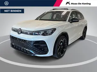 Volkswagen Tiguan 1.5 eHybrid 204pk DSG R-Line Edition · Panoramadak · 360 Camera · Inklap. Trekhaak