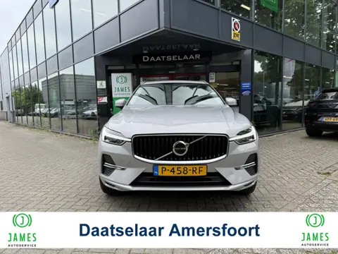 Volvo XC60 2.0 B4 Momentum (bj 2022, automaat)