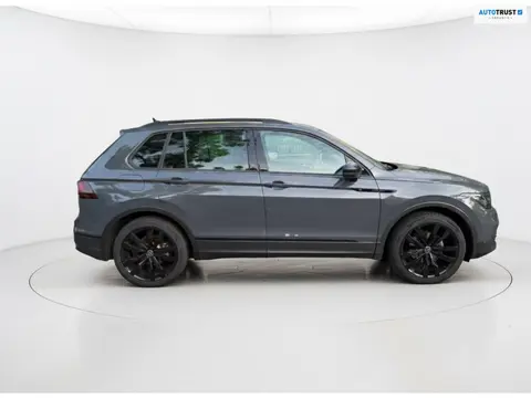 Volkswagen Tiguan 1.5 TSI 150PK | DSG | Leer | Carplay |20 Inc