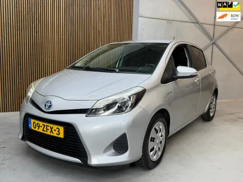 Toyota Yaris 1.5 Full Hybrid Aspiration | AUTOMAAT | APPLE CARPLAY | CAMERA | TREKHAAK | LED |