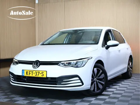 Volkswagen Golf 1.0 eTSI Life Business AVM DSG CARPLAY NAVI CLIMA STUURVW SFEER CAMERA PDC '24