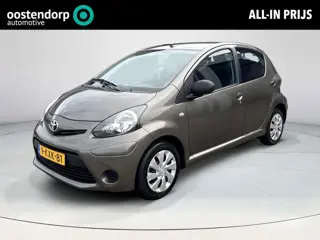 Toyota Aygo 1.0 VVT-i Now **AIRCO/ ELEKTRONISCHE RAAM/ 12 MAANDEN GARANTIE**