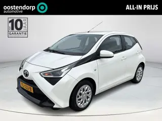 Toyota Aygo 1.0 VVT-i x-play **AIRCO/ BEGRENZER/ BLUETOOTH/ GARANTIE**