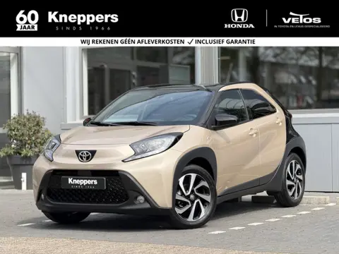 Toyota Aygo X 1.0 VVT-i MT Pulse | GEEN AFLEVERKOSTEN | Apple/Android, Cruise control, 17inch velgen