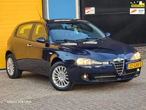 Alfa Romeo 147 1.6 T.Spark Progression / NAP / UNIEK KM STAND / Airco / Elek Ramen / Allu Velgen / N