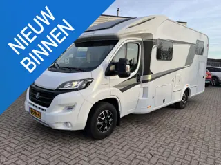 Knaus R22 R22 Knaus Platium Selectie. Zeer luxe en complete uitvoering. Uniek in staat afwerking en 