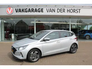 Hyundai i20 1.0-100pk T-GDI Comfort. Correct nette en subliem rijdende wagen ! Airco, navigatie, tel