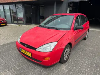 Ford Focus 1.6-16V Ambiente AUTOMAAT APK 12-2026