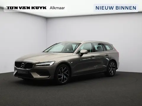 Volvo V60 2.0 T5 Momentum Pro / Adaptive Cruise / Pilot Assist / BLIS / Elektrische Achterklep / Car