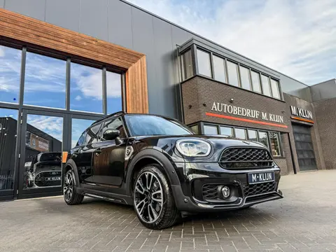 MINI Countryman Cooper S E ALL4 John Cooper Works 220pk/Navi/Camera/Head up/19"Jcw/14.000km