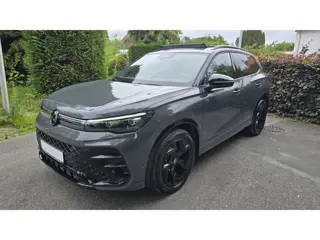 Volkswagen Tiguan 2.0 TDI 3 x R-Line *Automaat*Panorama*Head-Up Display*Memory*Navi*Adapter Cruise c