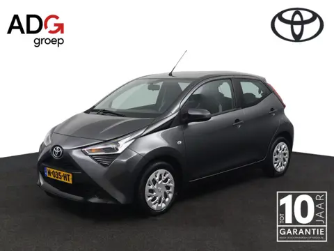 Toyota Aygo 1.0 VVT-i x-play | Parkeercamera | Airco |
