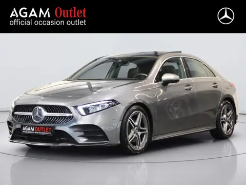 Mercedes-Benz A-Klasse Limousine 200 Launch Edition | Panorama dak