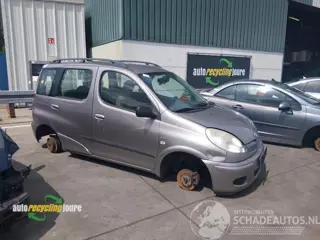 Toyota Yaris-verso (P2) Onderdelen, Kleurcode:1D2, Donorauto
