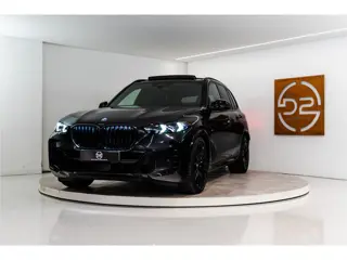 BMW X5 xDrive50e M-Sport Pro 490PK | Harman/Kardon | Pano | Kuipstoelen | Glow | 360 | VOL! Fabrieks